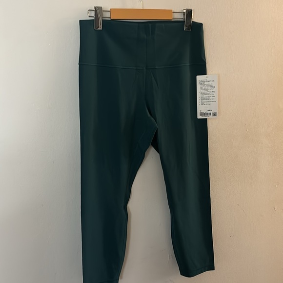NWT LULULEMON ALIGN HR CROP 23’’ - Picture 10 of 13